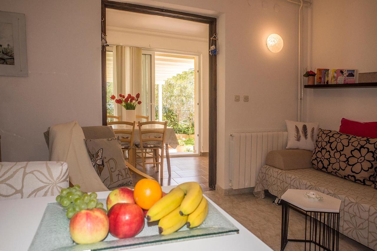 Apartment Lori Fažana Екстериор снимка
