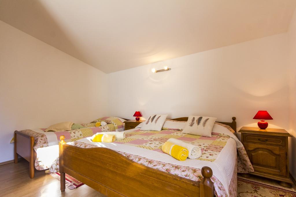 Apartment Lori Fažana Екстериор снимка
