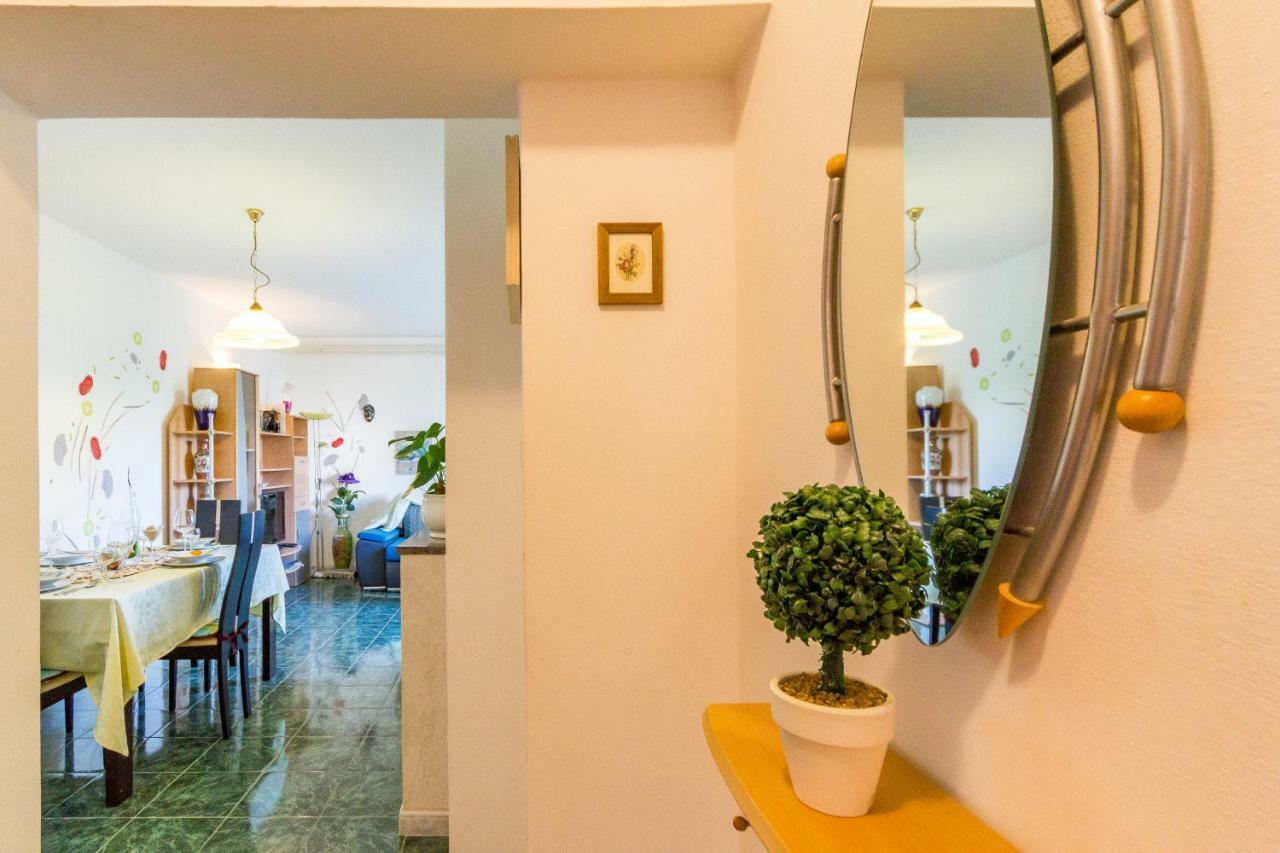 Apartment Lori Fažana Екстериор снимка