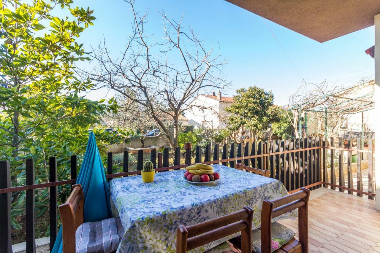 Apartment Lori Fažana Екстериор снимка
